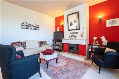 Stunningly beautiful villa in Gocek - Lounge space with fireplace