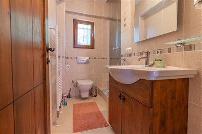 Stunning Gocek Villa For Sale - Second bathroom