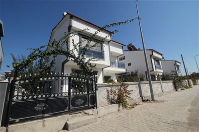 Spacious Detached 7 Bedroom Didim Villa For Sale – Main view of villa