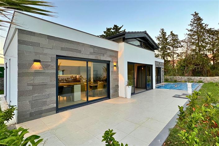 Image No.14-4 Bed Villa for sale