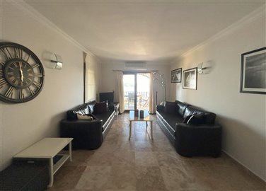 Beautiful Bodrum Apartment For Sale - Lounge with access to stunning balcony