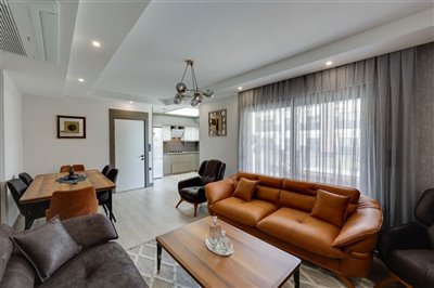 Newly Built Kusadasi Apartments with On-Complex Facilities for Sale - Spacious lounge
