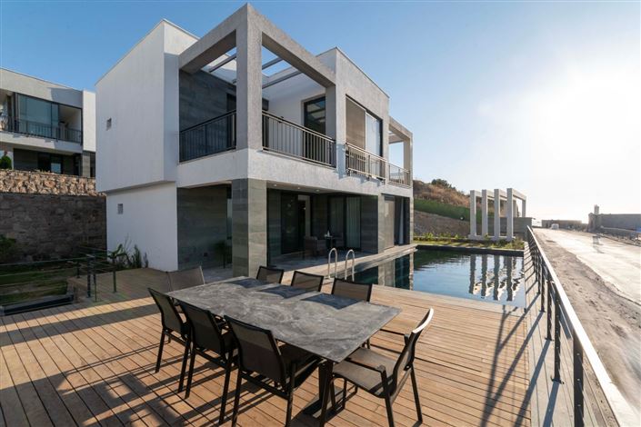 Image No.1-Villa de 4 chambres à vendre à Yalikavak