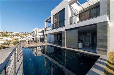 Seafront Bodrum Luxury Villas And Apartments – Private pools and terraces