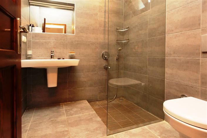 Image No.15-4 Bed Bungalow for sale