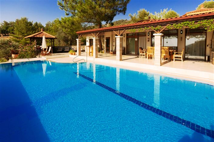 Image No.18-4 Bed Bungalow for sale