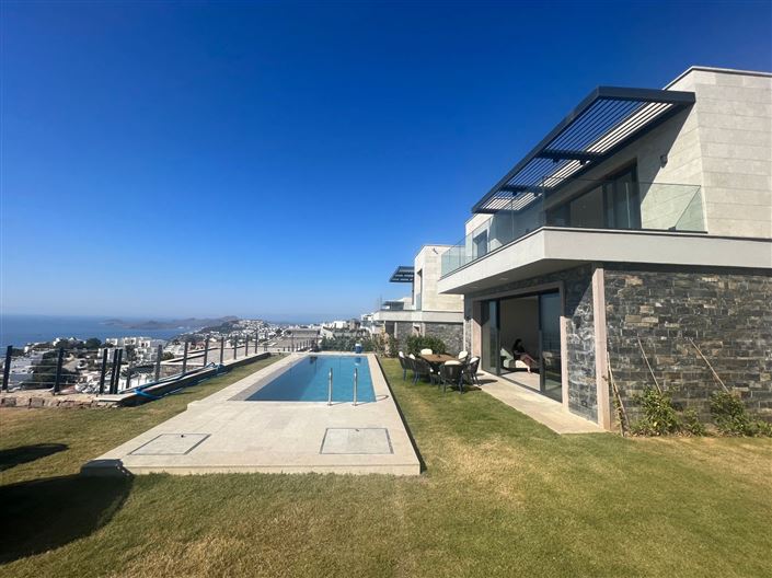 Image No.17-4 Bed Villa for sale