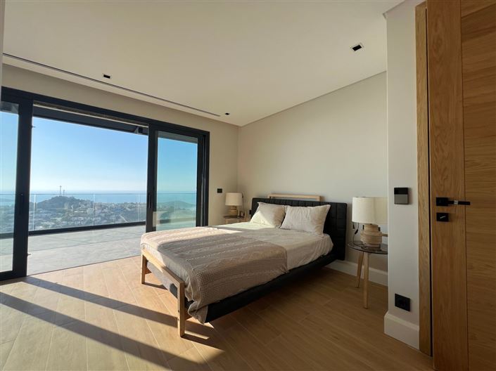 Image No.9-4 Bed Villa for sale