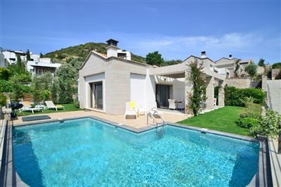 Luxury Bodrum Property For Sale - Beautiful villa with private pool