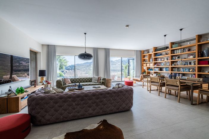 Image No.5-3 Bed Villa for sale