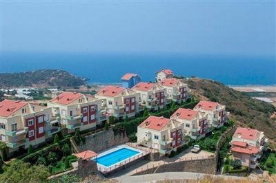 Notable Alanya Property For Sale – Main view of apartment complex
