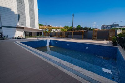 Newly Built, Modern Alanya Property For Sale – Communal swimming pool