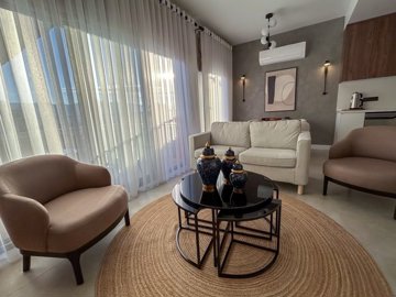 Exquisite Off-Plan Kusadasi Apartments For Sale - Spacious living room