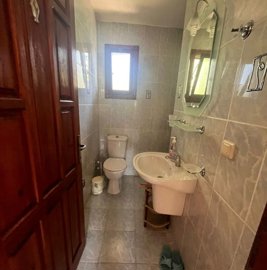 Delightful Semi-Detached Dalyan Cottage For Sale – Family bathroom
