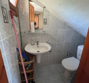 Delightful Semi-Detached Dalyan Cottage For Sale – Guest WC on entrance floor
