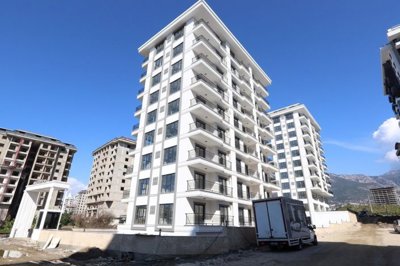 Sea View Duplex Apartment For Sale in Mahmutlar, Alanya - Main view of apartment block