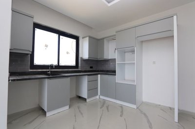 Sea View Duplex Apartment For Sale in Mahmutlar, Alanya - Fully finished modern kitchen