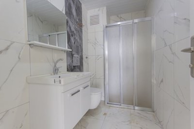 Brand-New Apartment For Sale In Avsallar - Fully finished bathroom