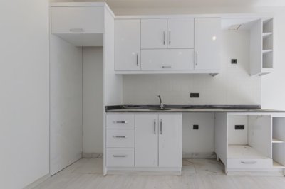 Brand-New Apartment For Sale In Avsallar - Fully fitted modern kitchen