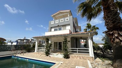 Charming Detached Villa For Sale in Belek, Antalya - Main view of detached villa and pool