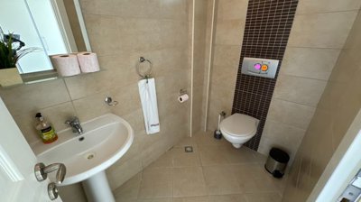 Charming Detached Villa For Sale in Belek, Antalya - Handy guest WC