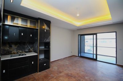 Unmissable Alanya Property - Open-plan living space