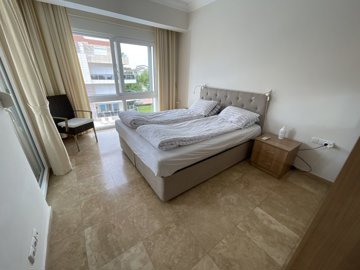 Spacious Duplex Apartment For Sale in Antalya - Lovely spacious room with balcony access