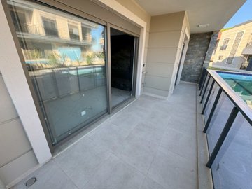 Trendy Apartment In Antalya For Sale - Spacious balcony for soaking up the sun