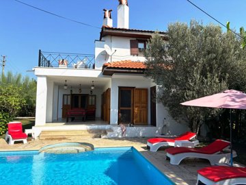 Charming Private Dalyan Property For Sale - Main view of charming villa with private pool