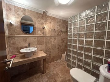 A Must-See Duplex Apartment For Sale In Bodrum - Gorgeous shower room