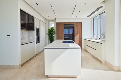 Luxury Bodrum Newly Built Elite Property For Sale - Very stylish crisp white kitchen with island