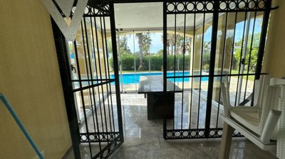 Fabulous Detached Private Antalya Golf Property For Sale - Access to the private pool and gardens