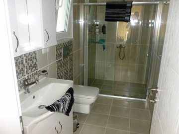 Impressive Dalyan Property For Sale - Luxury ensuite bathroom