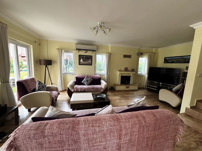 Image No.5-4 Bed Villa for sale