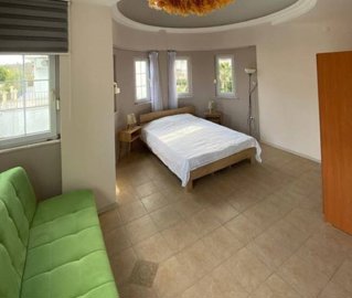 A beautiful Detached Golf Villa in Antalya For Sale - Master bedroom, a spacious, light and airy room