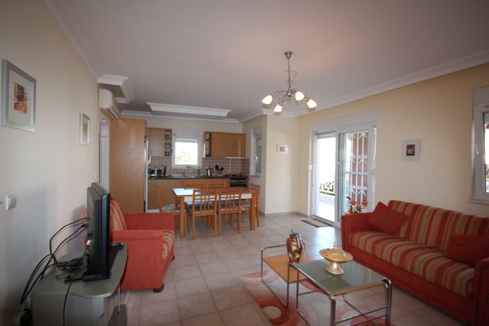 Image No.8-2 Bed Apartment for sale