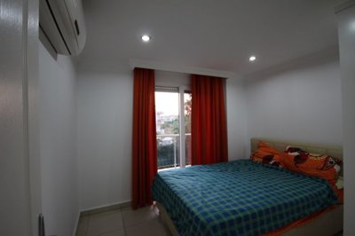 Side 3-Bed Penthouse - Resort Complex - Bedroom 1