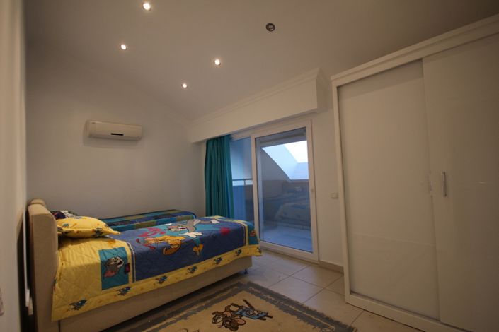 Image No.18-3 Bed Penthouse for sale