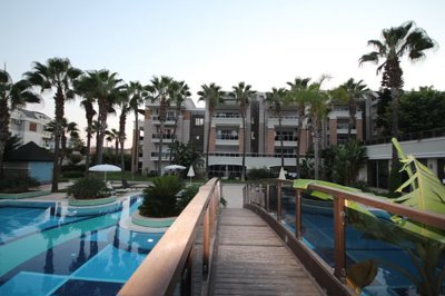 Side 3-Bed Penthouse - Resort Complex - Huge swimming pool