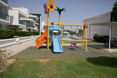 Luxury 2-Bed Side Apartment - Play area