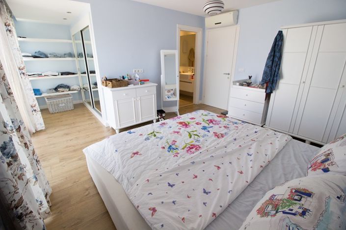 Image No.12-4 Bed Apartment for sale