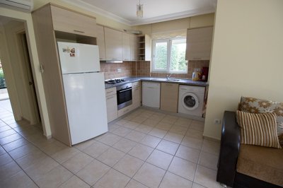 Modern Apartment - Central Side - Fully fitted kitchen