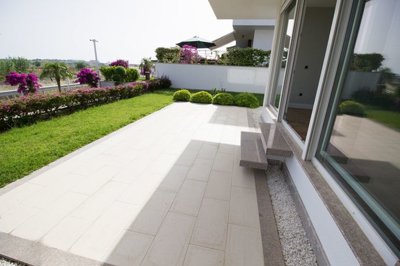 3-Bed Garden Apartments - Side - Private garden and terrace