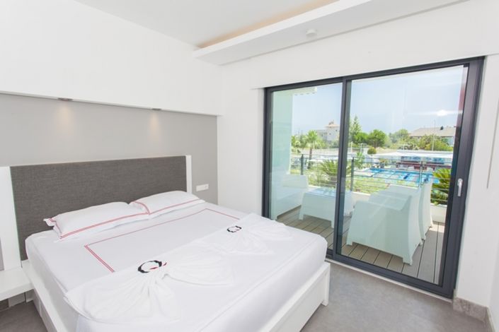 Image No.11-3 Bed Apartment for sale