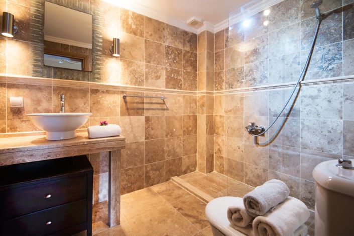 Image No.17-3 Bed Villa for sale