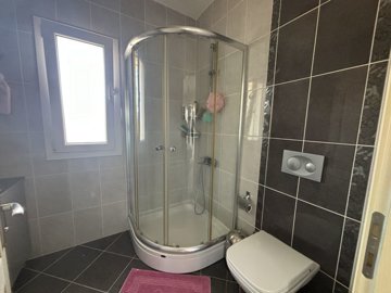 A charming Dalyan Private Villa For Sale With Pool - Modern ensuite bathroom