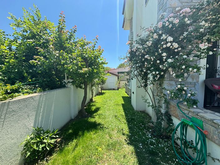 Image No.21-2 Bed Villa for sale