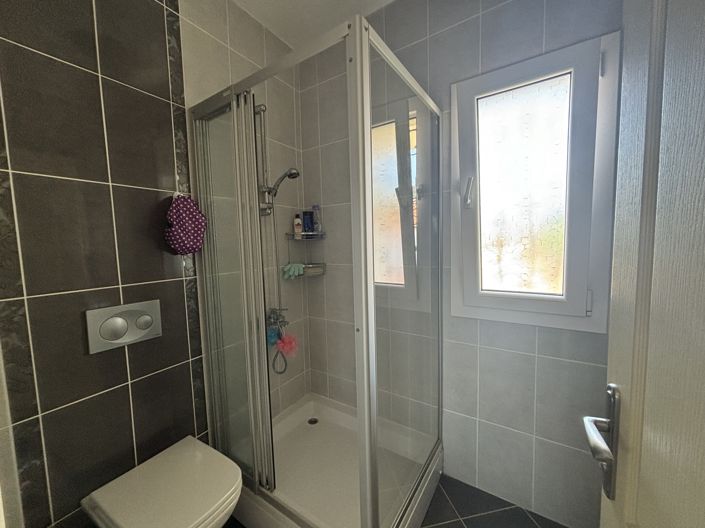 Image No.9-2 Bed Villa for sale