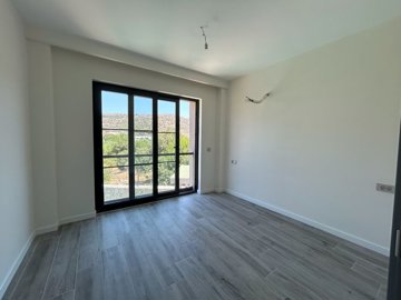 A Beautiful Duplex Villa In Bodrum For Sale - Large bedroom