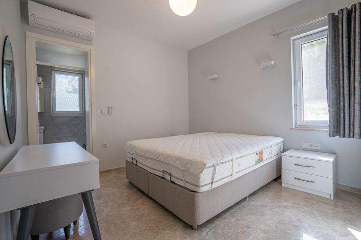 Image No.12-Villa de 4 chambres à vendre à Akkaya